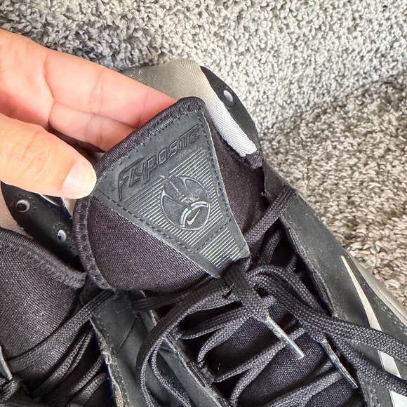 Nike Flyposite Silver and Black Sneakers - Picture 4 of 7